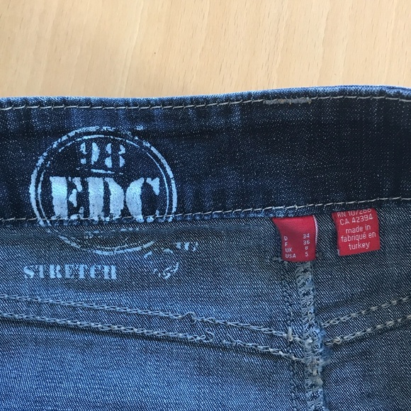 ESPRIT EDC denim skirt w side slits - Picture 3 of 3